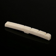 Musiclily MX1003 порожек для электрогитары радиальный, strat, натур. кость (42.93х3.26х5.08mm)